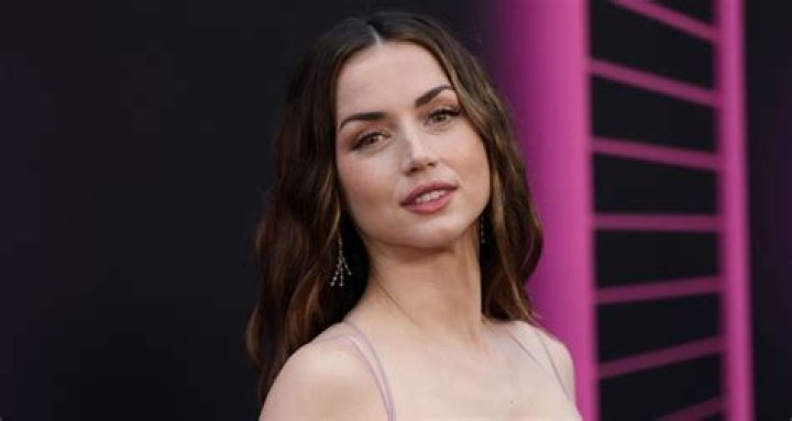 Ana De Armas' Height Revealed