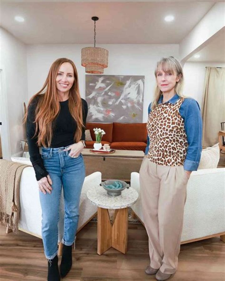 Discover Mina Starsiak's Age And More