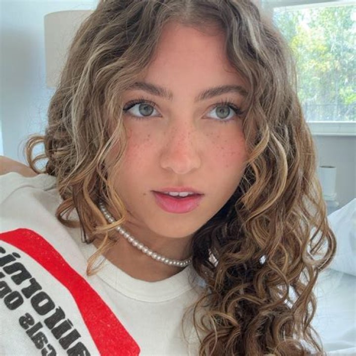 Discovering the Inspiring World of Janicee: Her Journey, Talent, and Impact