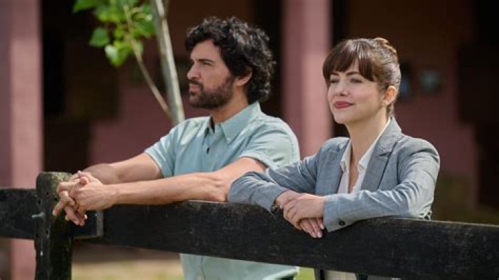 Juan Pablo Di Pace: Is He in a Relationship? Unveiling the Truth