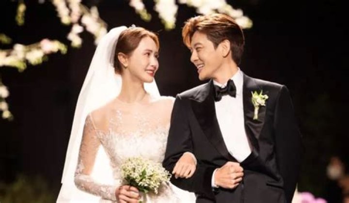 Lee Dong Wook's Marital Status Uncovered