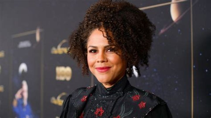 Lenora Crichlow: A Journey Through Her Inspiring Life and Career