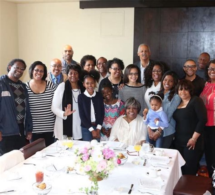 Patricia Lee Lloyd, Patricia Lofton: Oprah Winfrey siblings