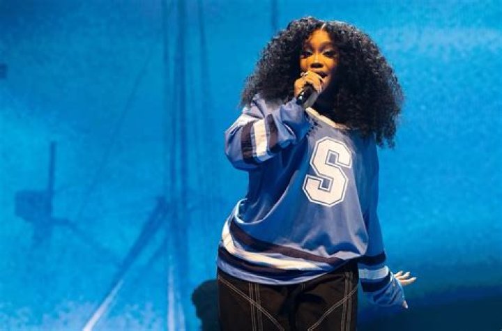 SZA's Height And Weight Unraveled