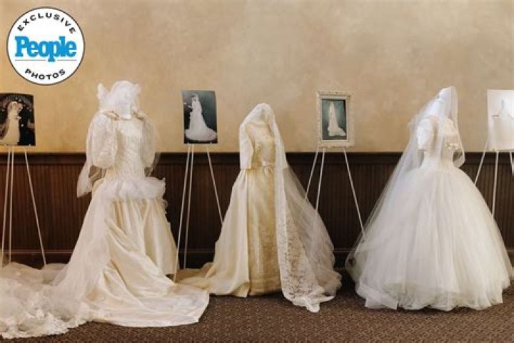 Uncover The Secrets Behind Kourtney Kardashian's Iconic Wedding Dress: A Deep Dive