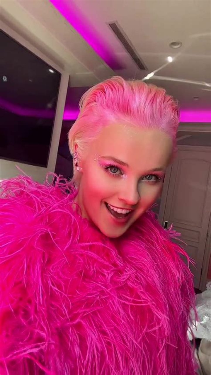 Uncover The Secrets: "Is It Pink Meaning TikTok"