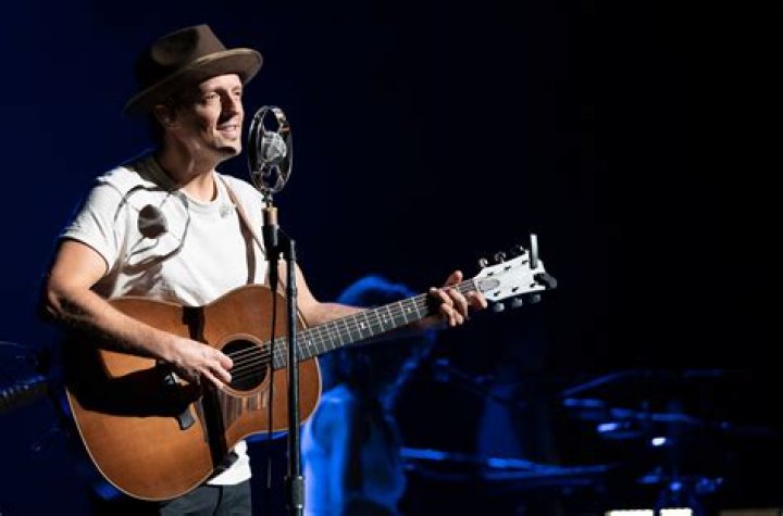 Unveiling The Height Of Jason Mraz: Surprising Insights Revealed