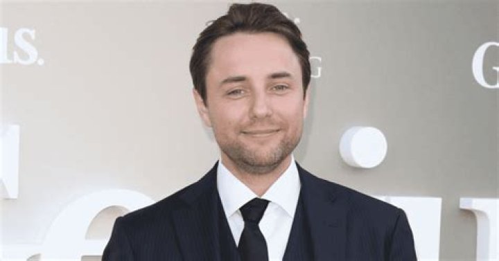 Unveiling Vincent Kartheiser's Net Worth: A Journey Of Success